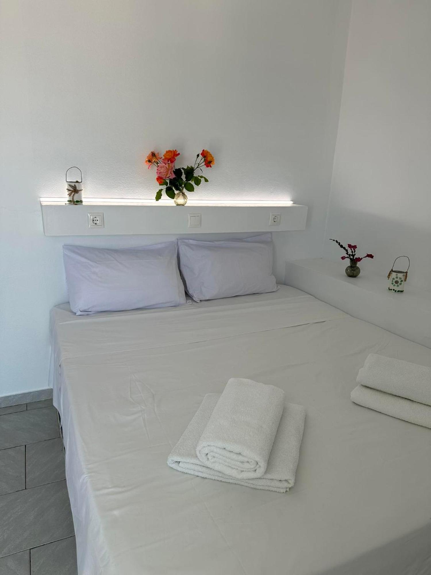 In Himaras Heart Hotel Екстер'єр фото